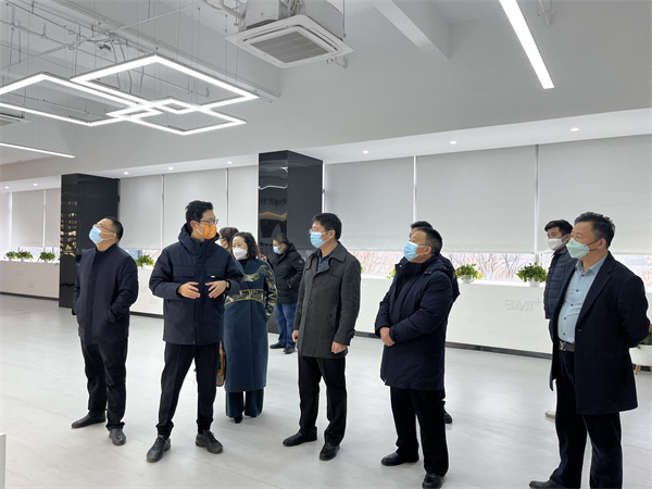 12月31日，詹縣帶隊赴浙江常裕科創(chuàng)產業(yè)發(fā)展有限公司考察調研“飛地經濟”，洪董、余總陪同調研1。.jpg